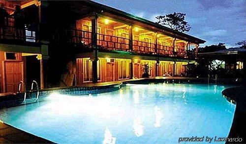Luigis Hotel La Fortuna Bagian luar foto